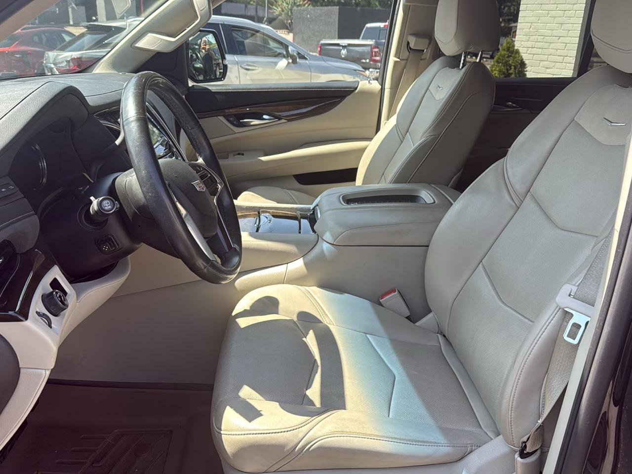 Cadillac Escalade 2WD 4dr Premium Luxury 2018
