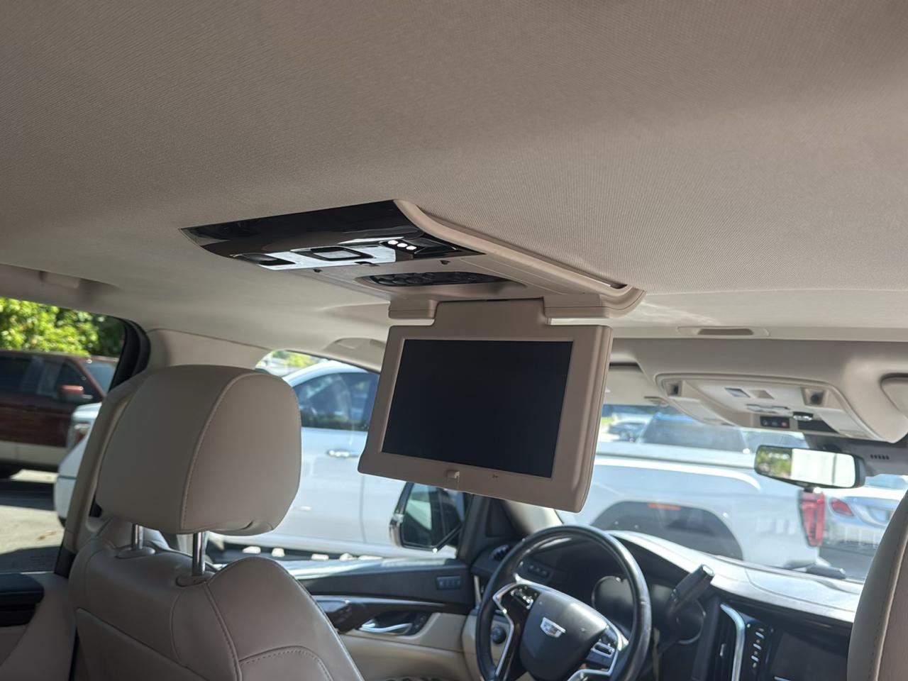 Cadillac Escalade 2WD 4dr Premium Luxury 2018