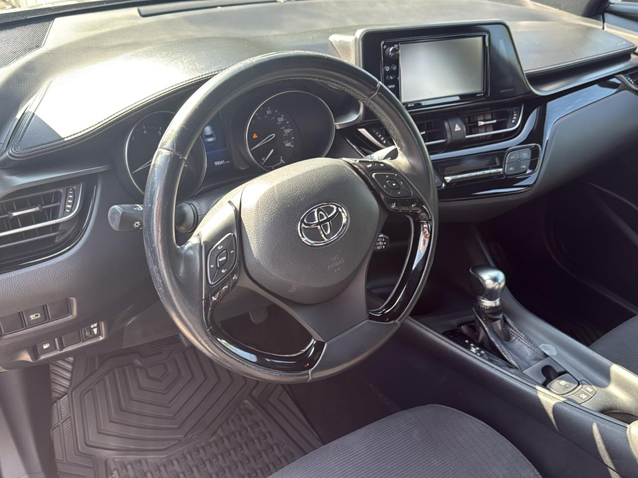 Toyota C-HR XLE FWD (Natl) 2018