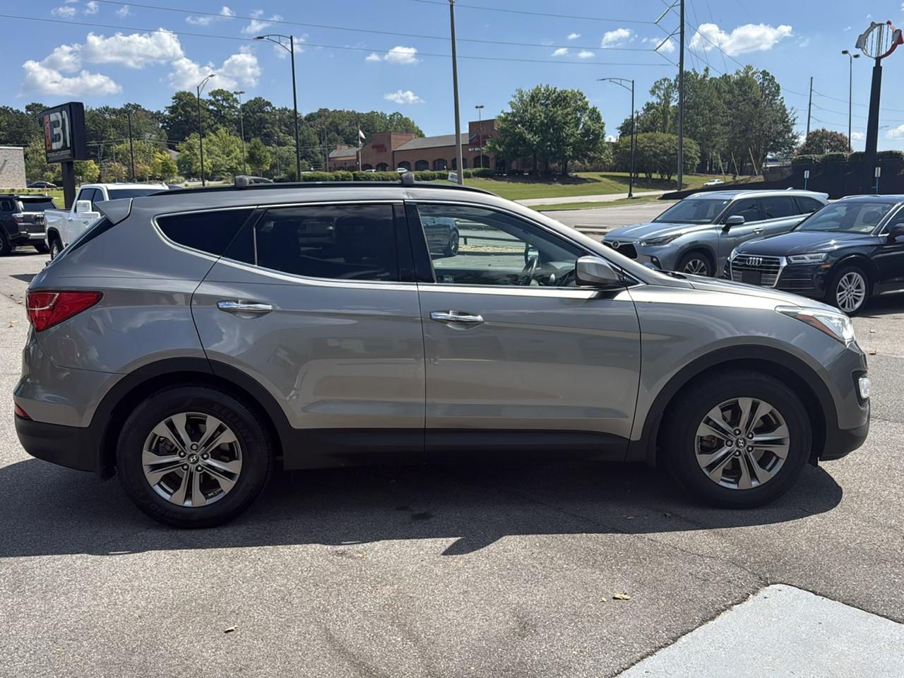 Hyundai Santa Fe FWD 4dr Sport 2013