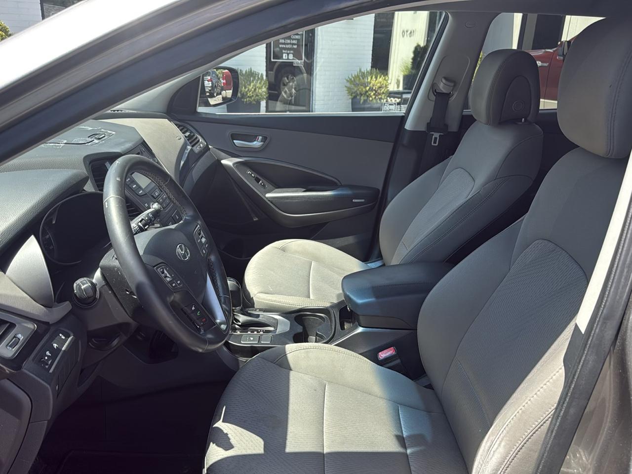 Hyundai Santa Fe FWD 4dr Sport 2013