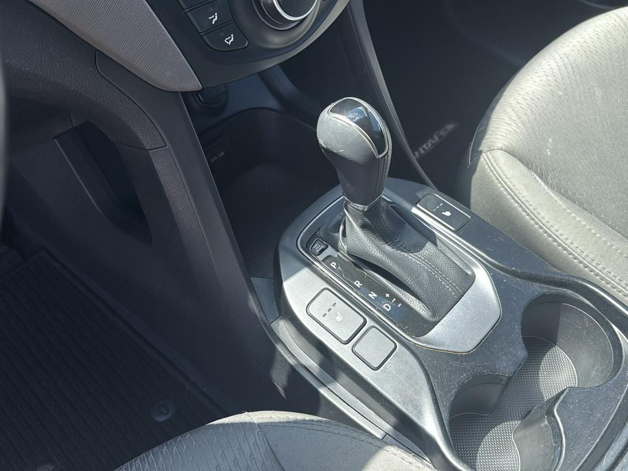 Hyundai Santa Fe FWD 4dr Sport 2013