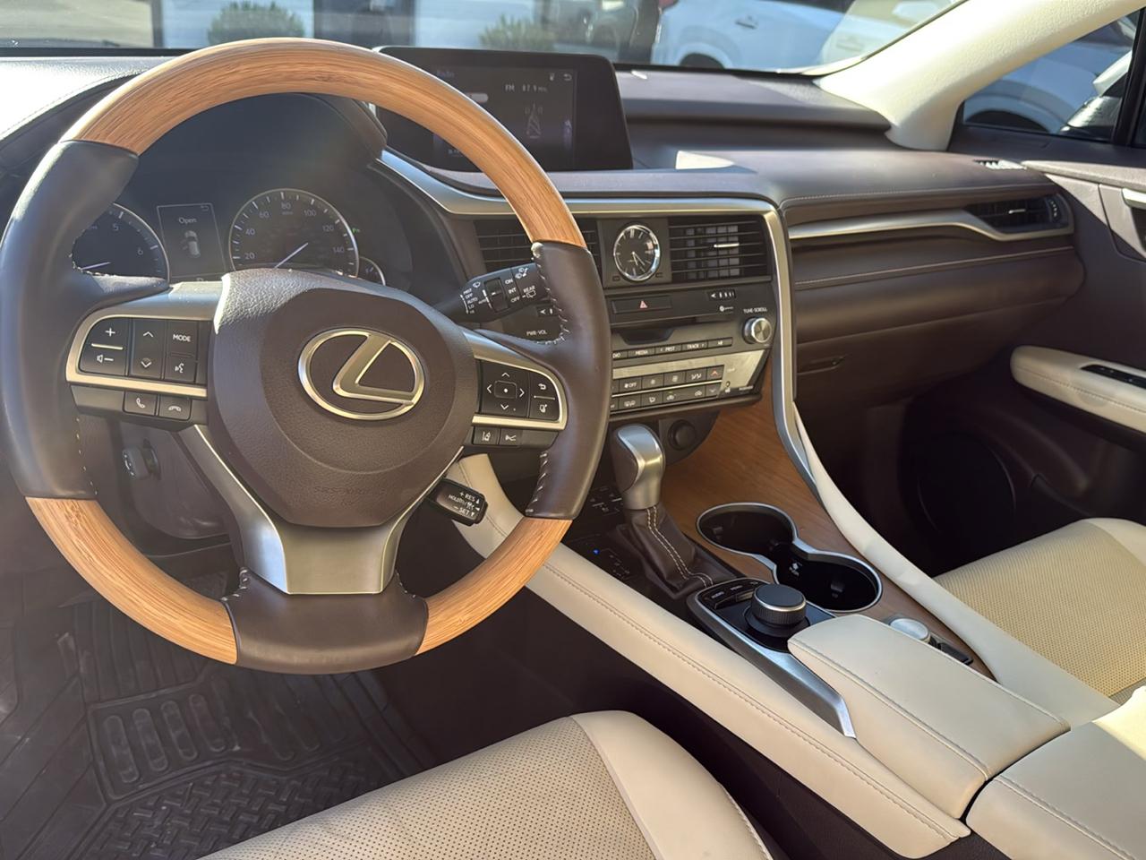 Lexus RX RX 350 FWD 2017