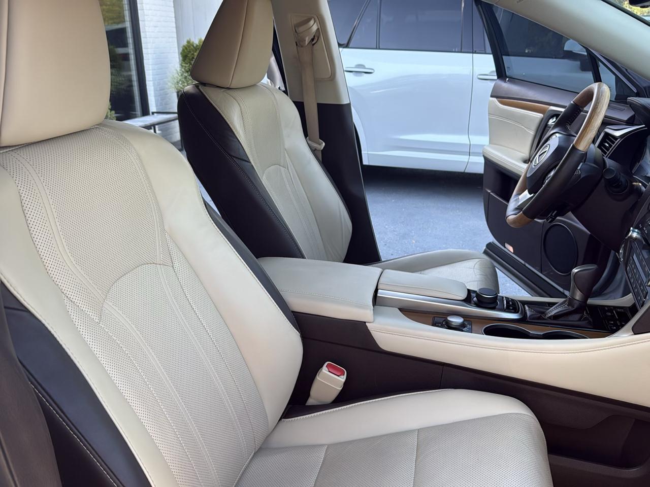 Lexus RX RX 350 FWD 2017
