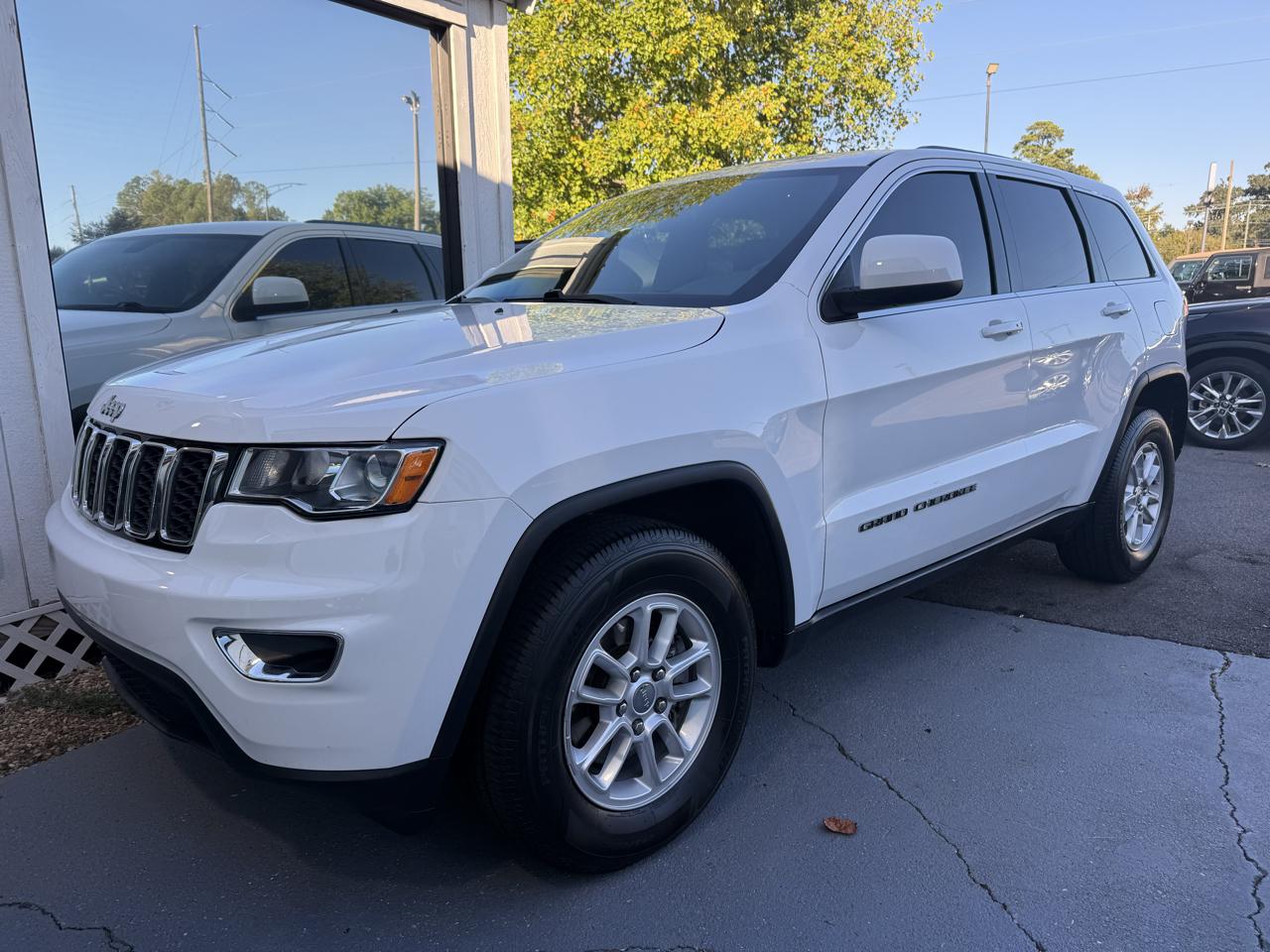 2020 Jeep Grand Cherokee Laredo 4x2