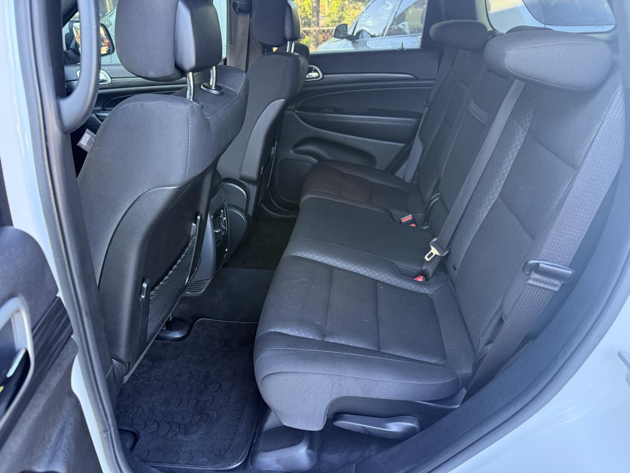 Jeep Grand Cherokee Laredo 4x2 2020