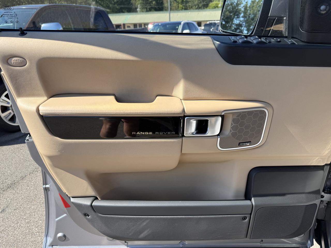 Land Rover Range Rover 4WD 4dr HSE LUX 2012