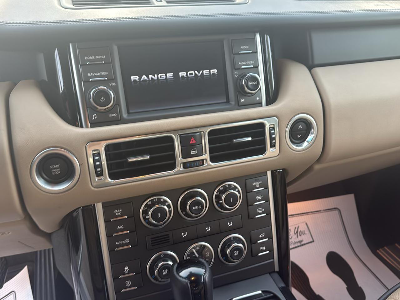 Land Rover Range Rover 4WD 4dr HSE LUX 2012