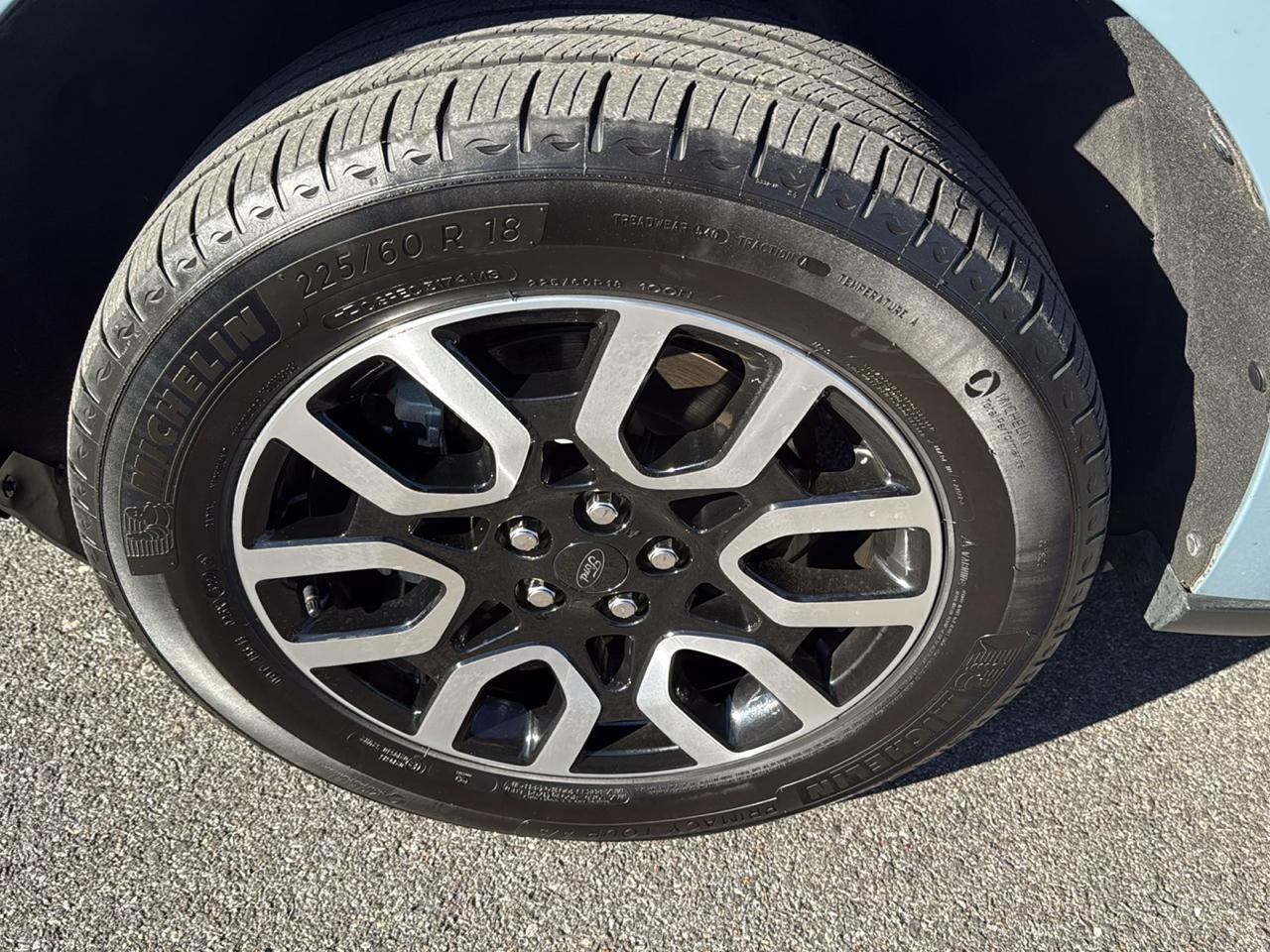 Ford Maverick Lariat FWD SuperCrew 2023