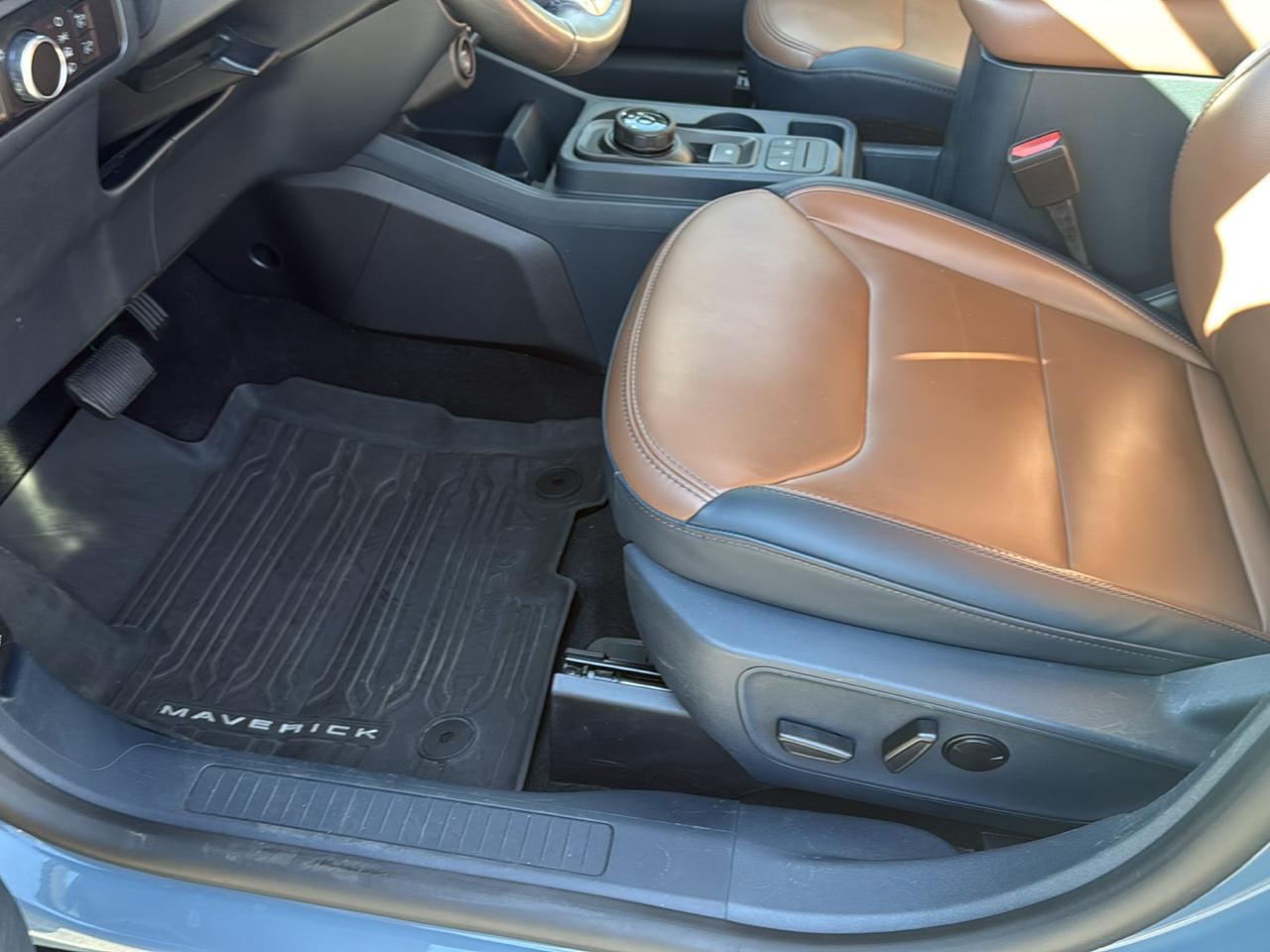 Ford Maverick Lariat FWD SuperCrew 2023