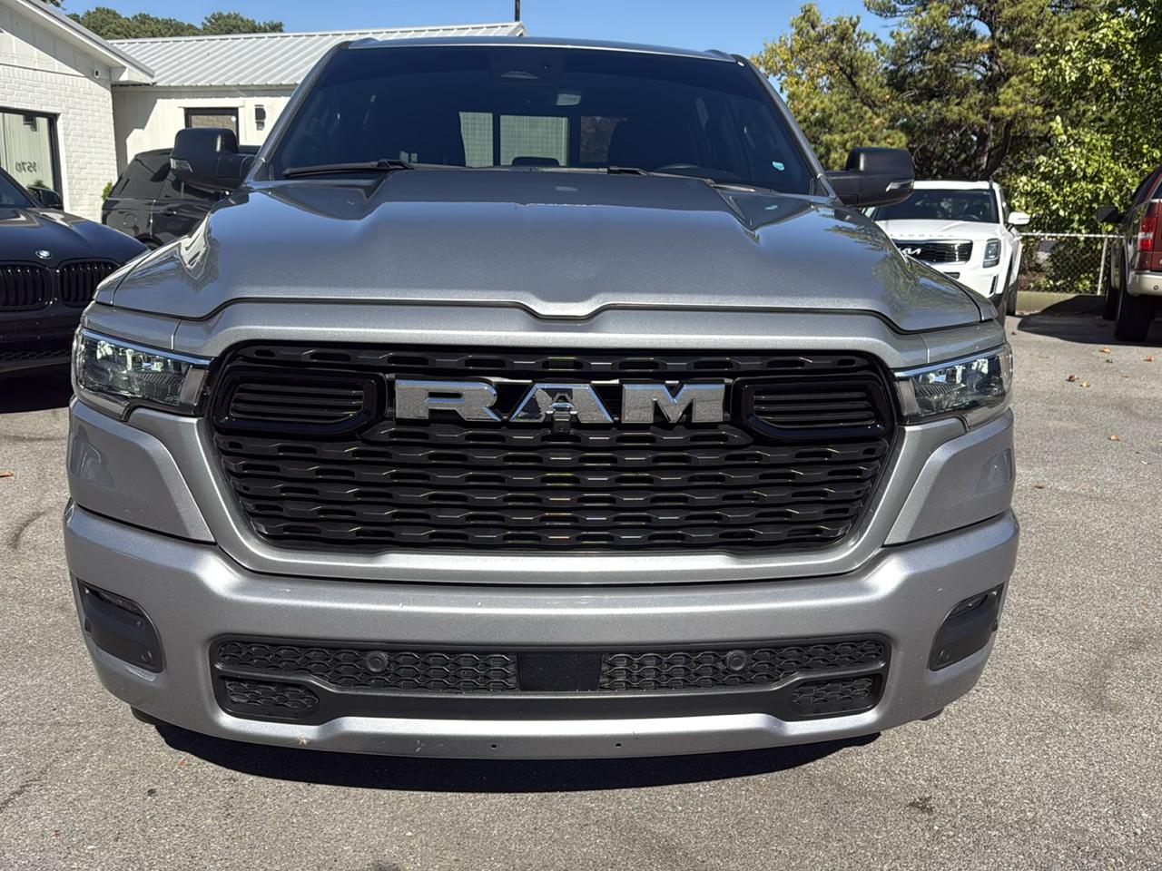 RAM 1500 Big Horn 4x4 Crew Cab 5'7" Box 2025