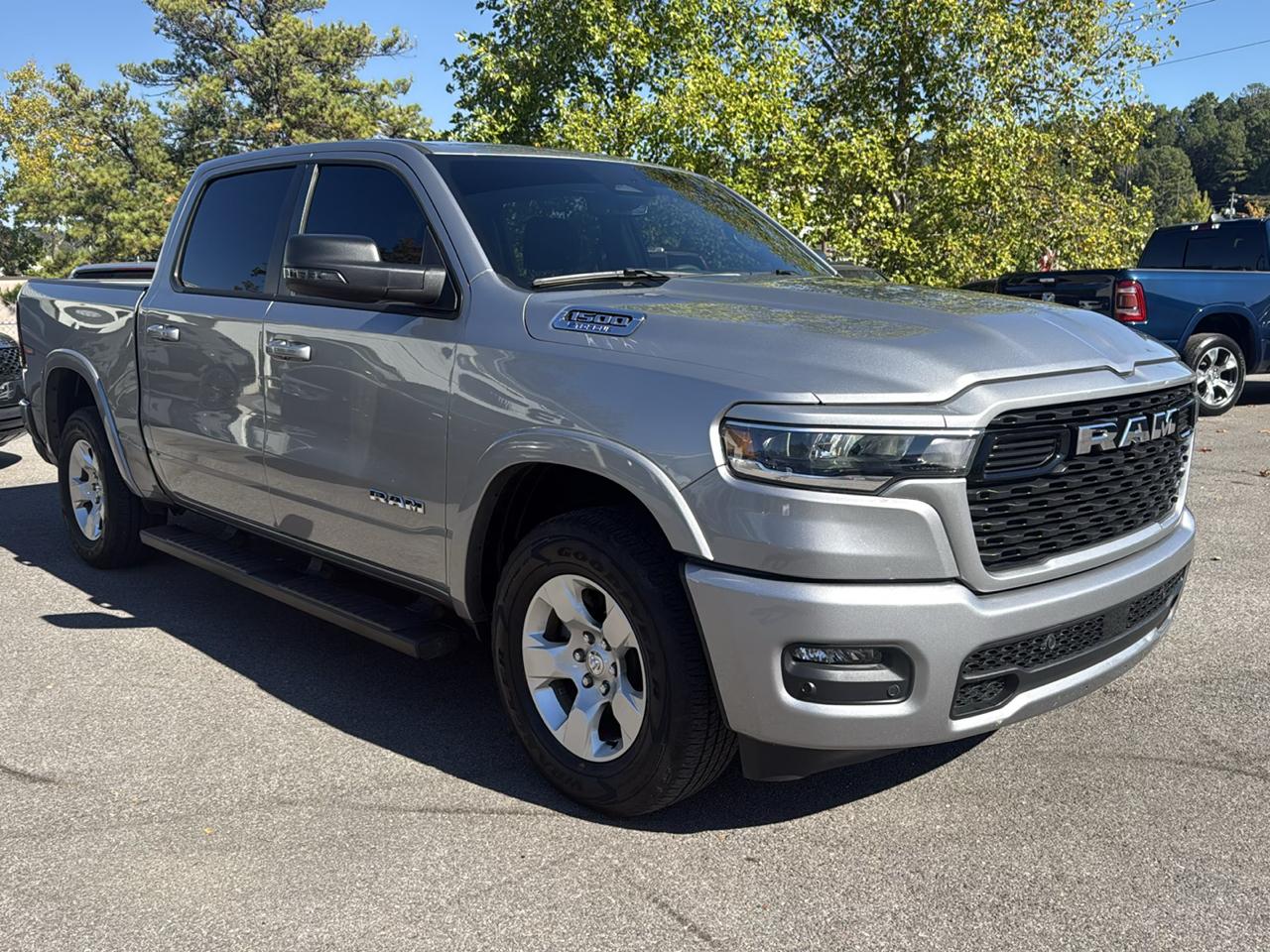 RAM 1500 Big Horn 4x4 Crew Cab 5'7" Box 2025