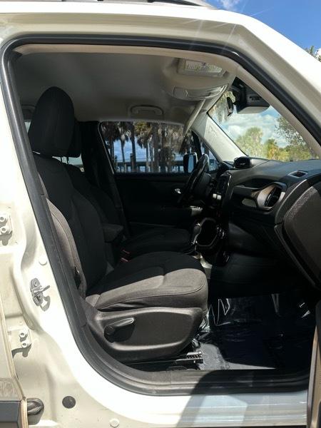 Jeep Renegade Latitude FWD 2017