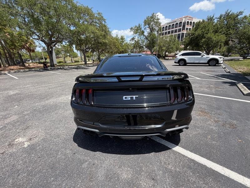 Ford Mustang GT Premium Coupe 2018