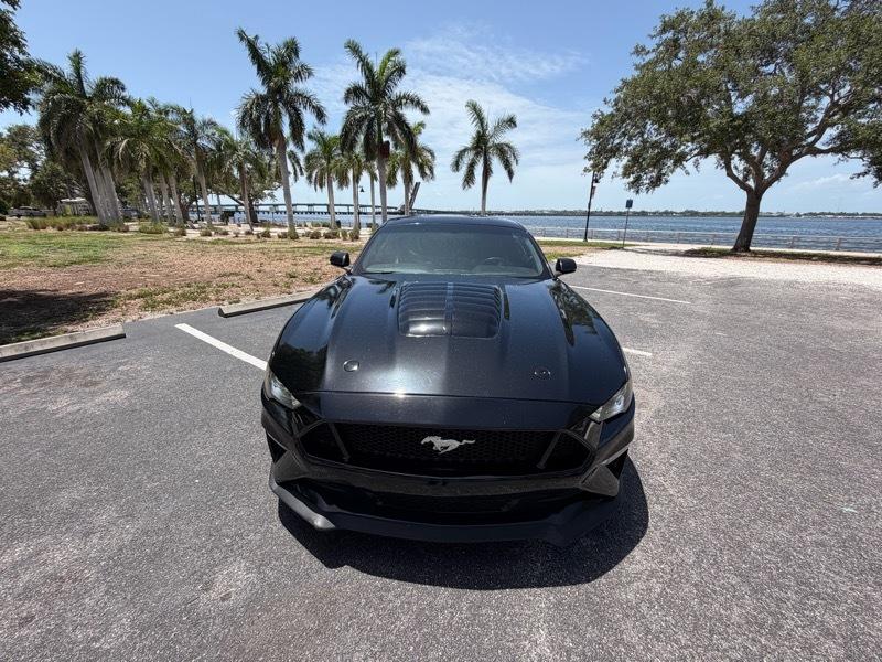 Ford Mustang GT Premium Coupe 2018