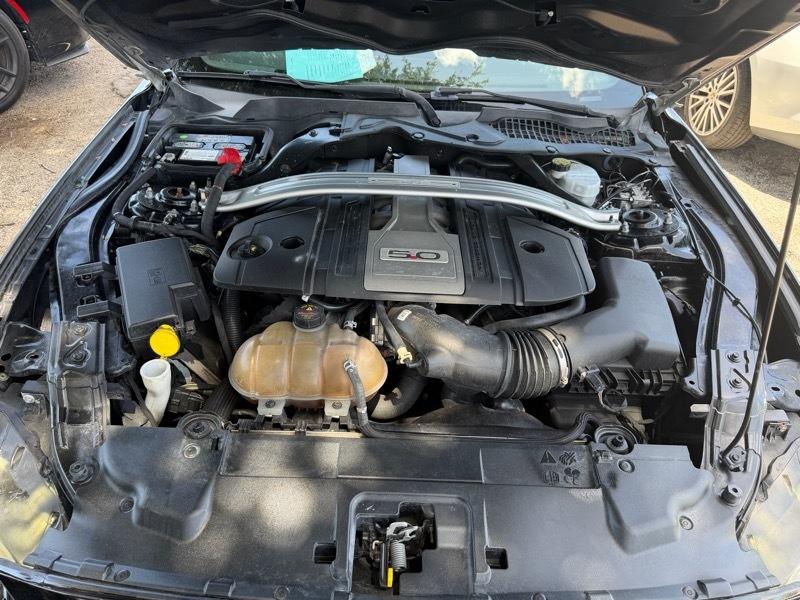 Ford Mustang GT Premium Coupe 2018