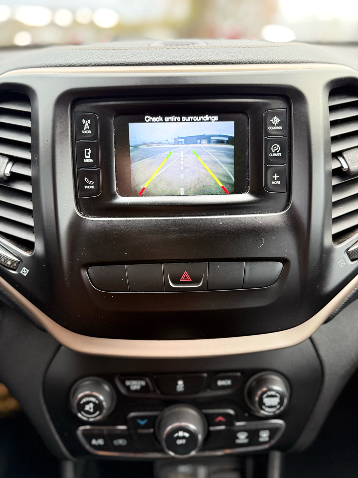 Jeep Cherokee Sport 4WD 2014