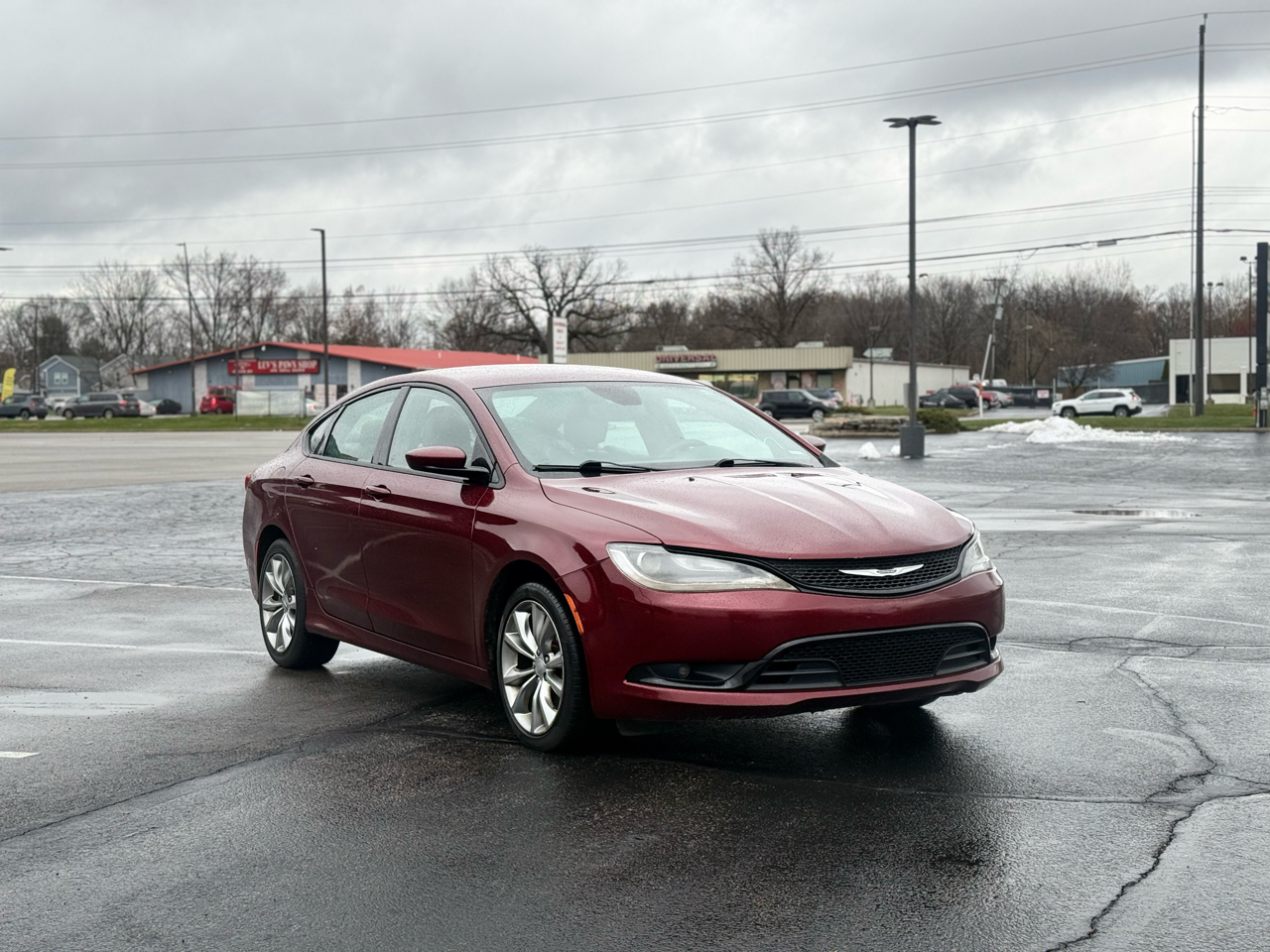 2015 Chrysler 200 S's photo