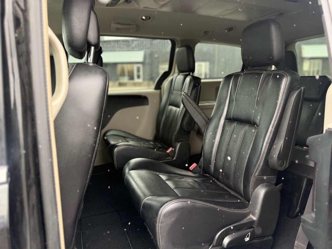 Chrysler Town & Country Touring 2013