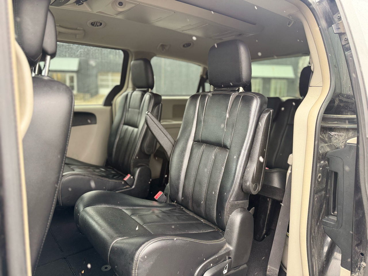 Chrysler Town & Country Touring 2013