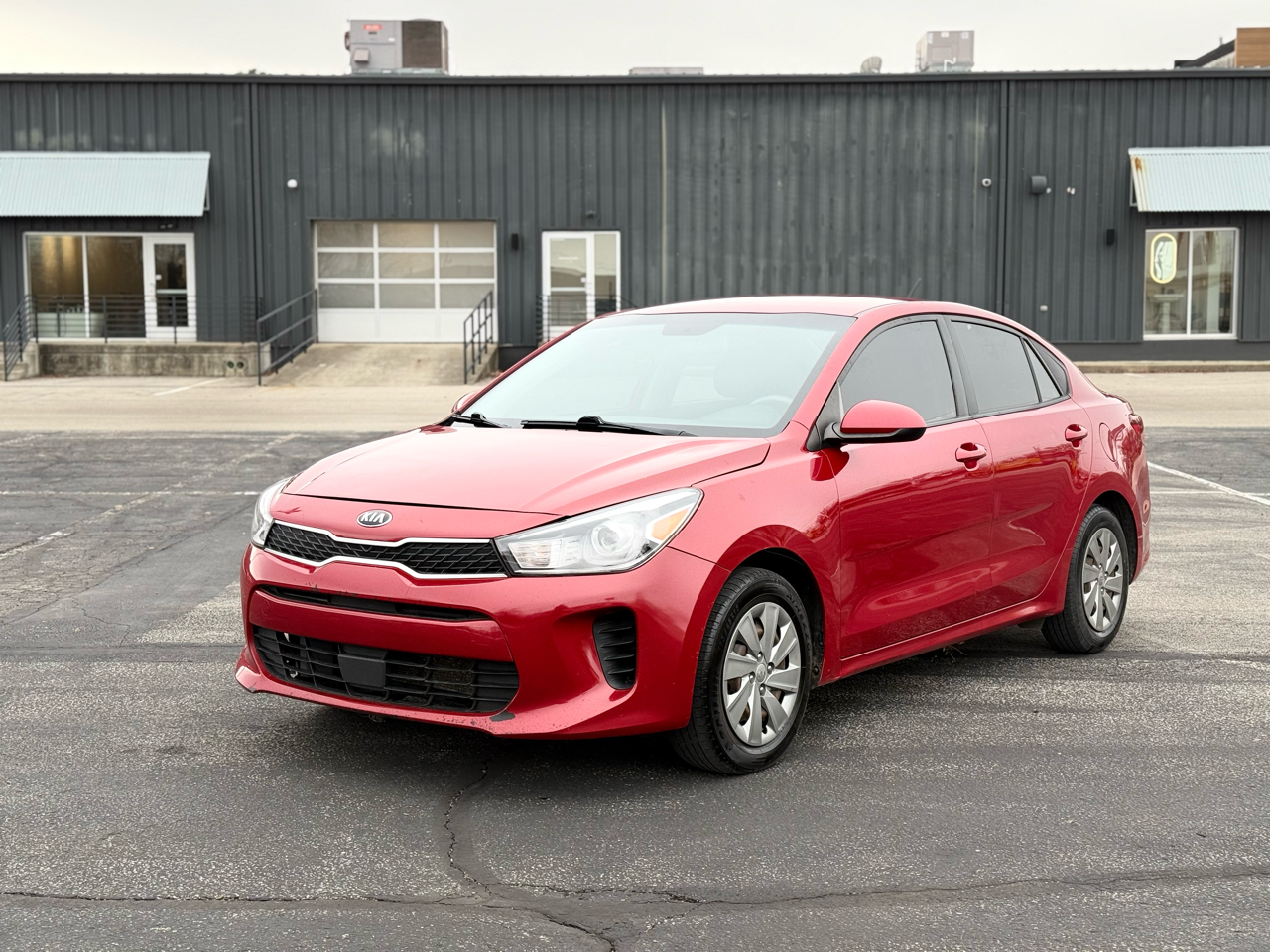 2020 Kia RIO S's photo