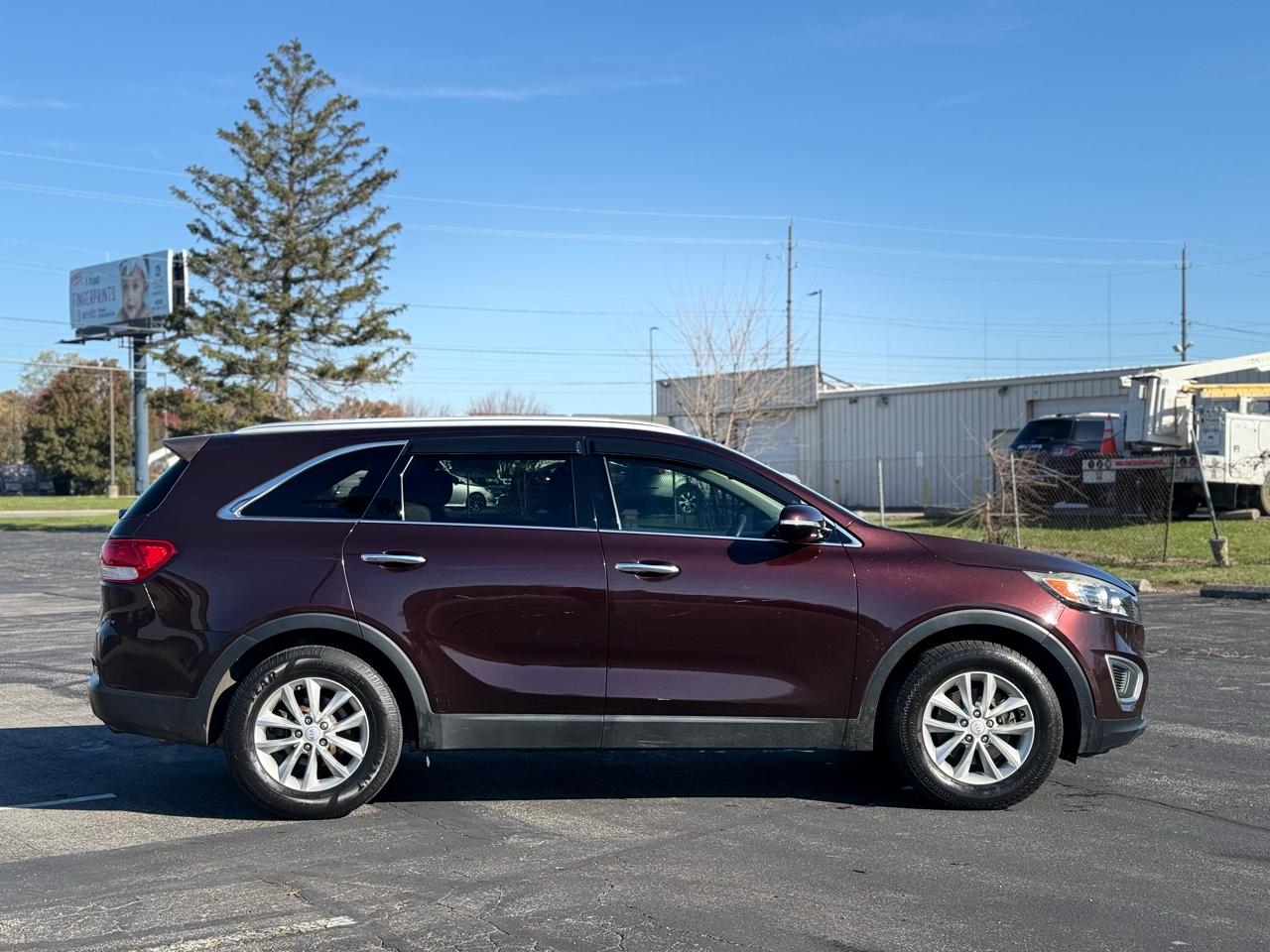 Kia Sorento LX V6 2WD 2016