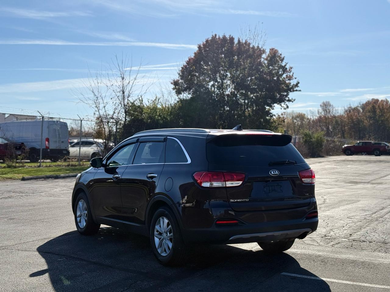 Kia Sorento LX V6 2WD 2016