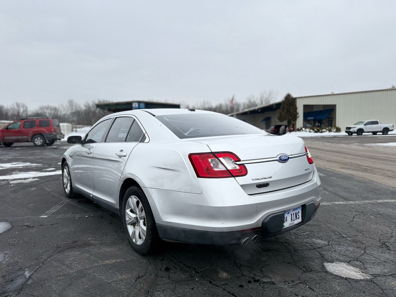 Ford Taurus SEL FWD 2012