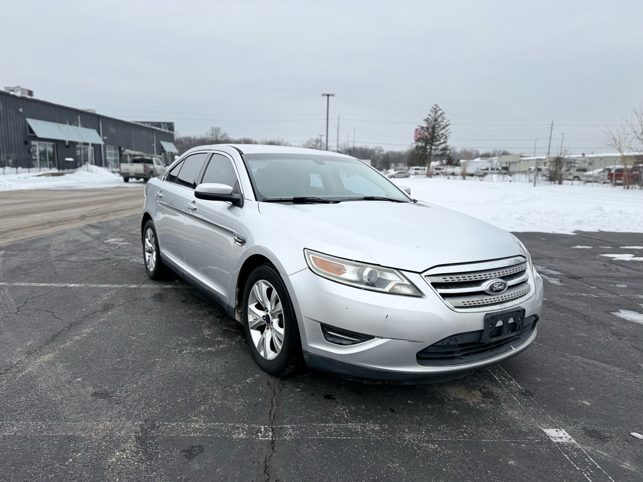Ford Taurus SEL FWD 2012
