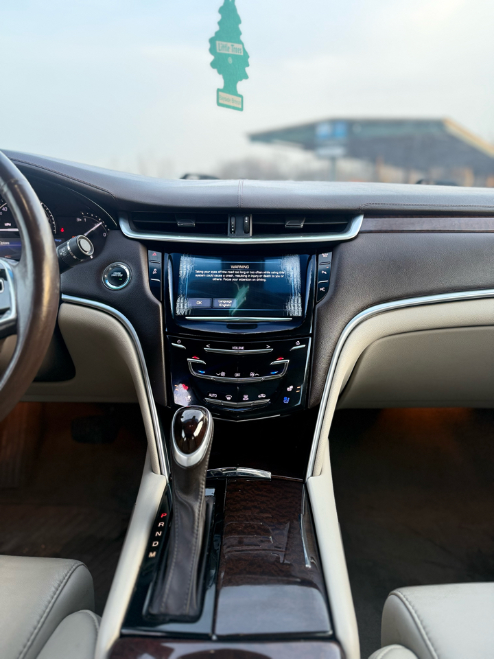 Cadillac XTS Luxury FWD 2017