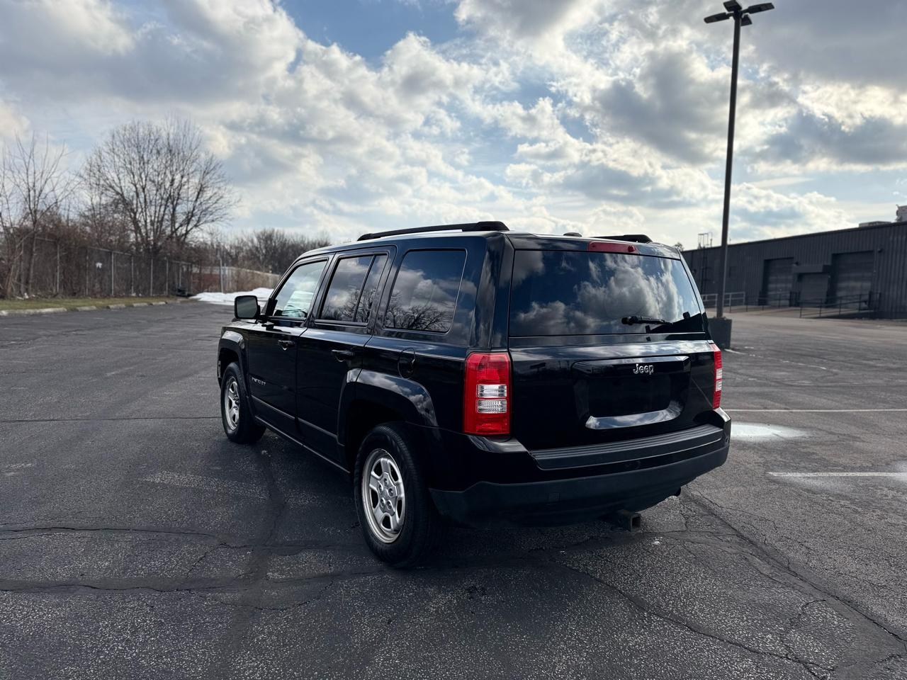 Jeep Patriot Sport 2WD 2016