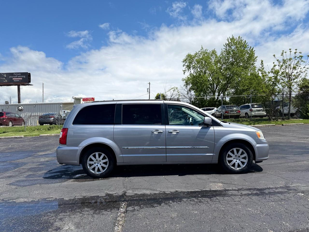 Chrysler Town & Country Touring 2014