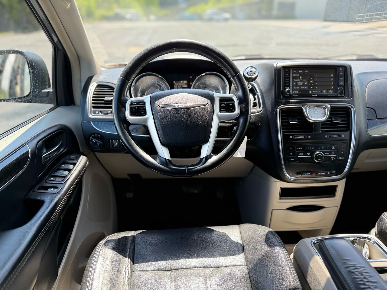 Chrysler Town & Country Touring 2014