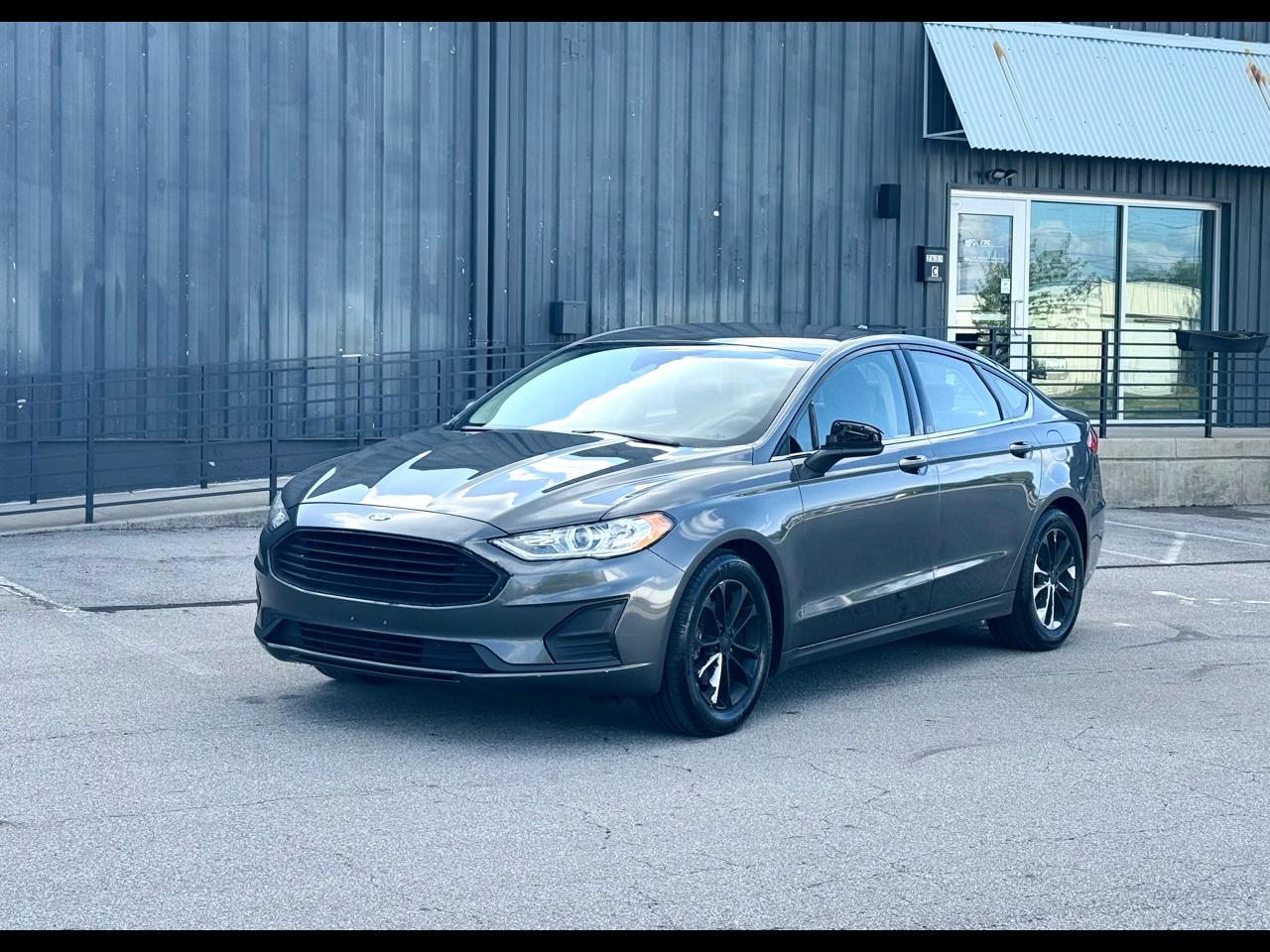 Ford Fusion SE 2020