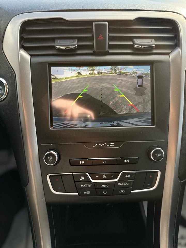 Ford Fusion SE 2020