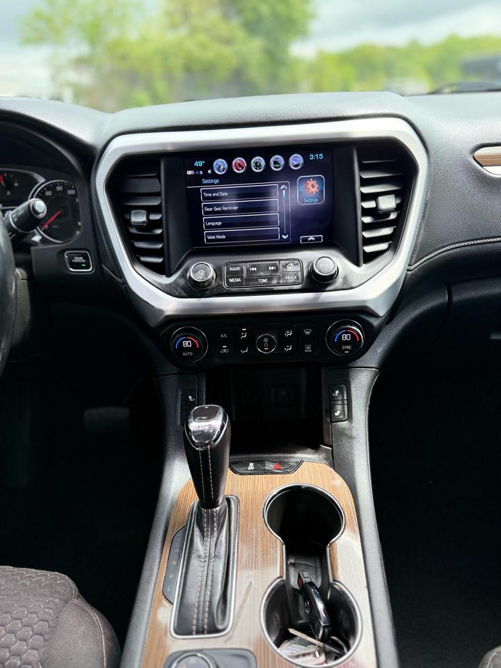 GMC Acadia SLE-2 AWD 2017