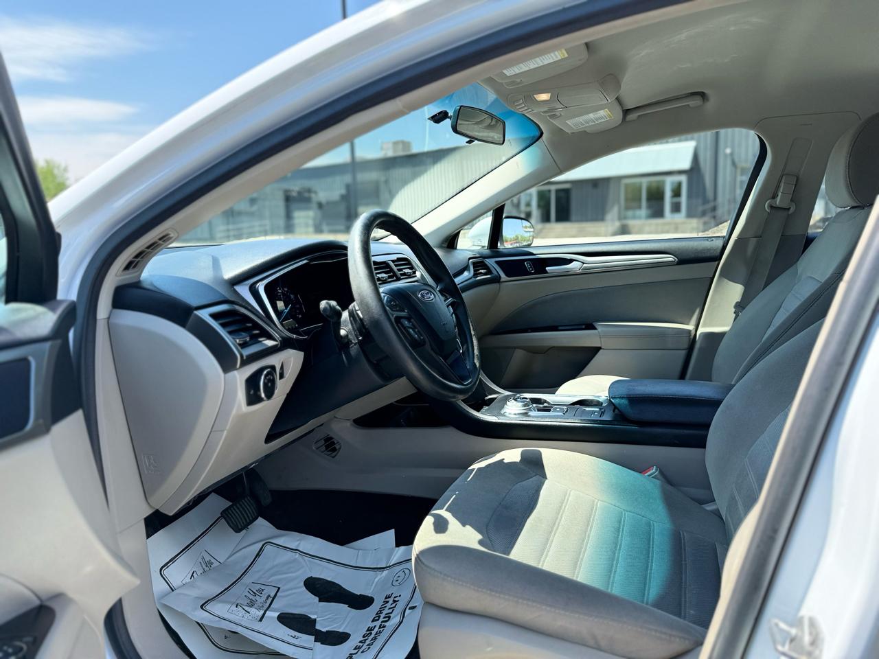 Ford Fusion SE 2017