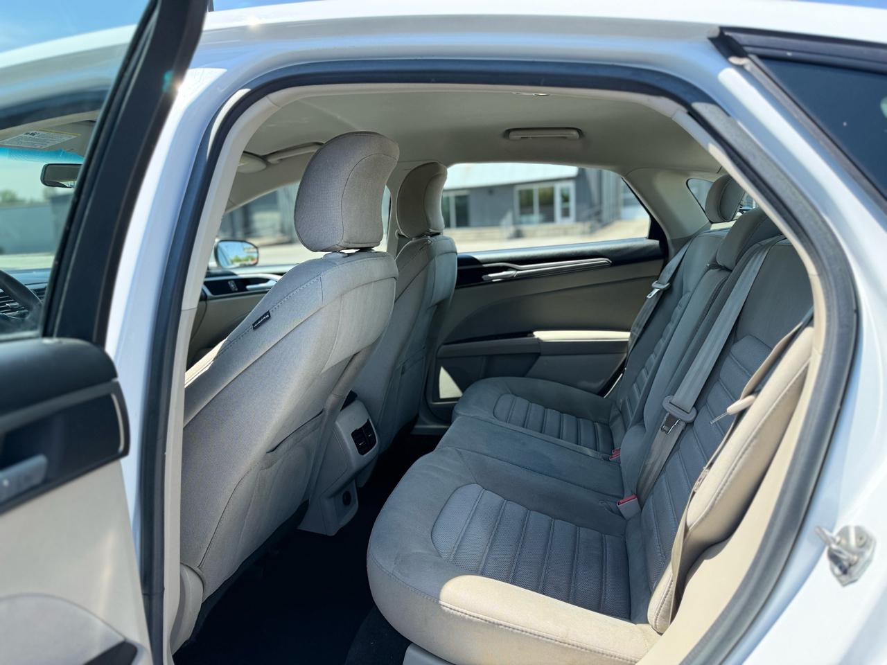 Ford Fusion SE 2017