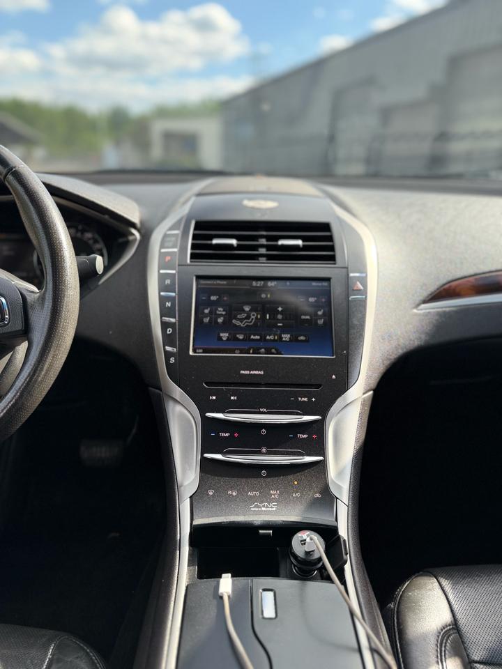 Lincoln MKZ FWD 2014
