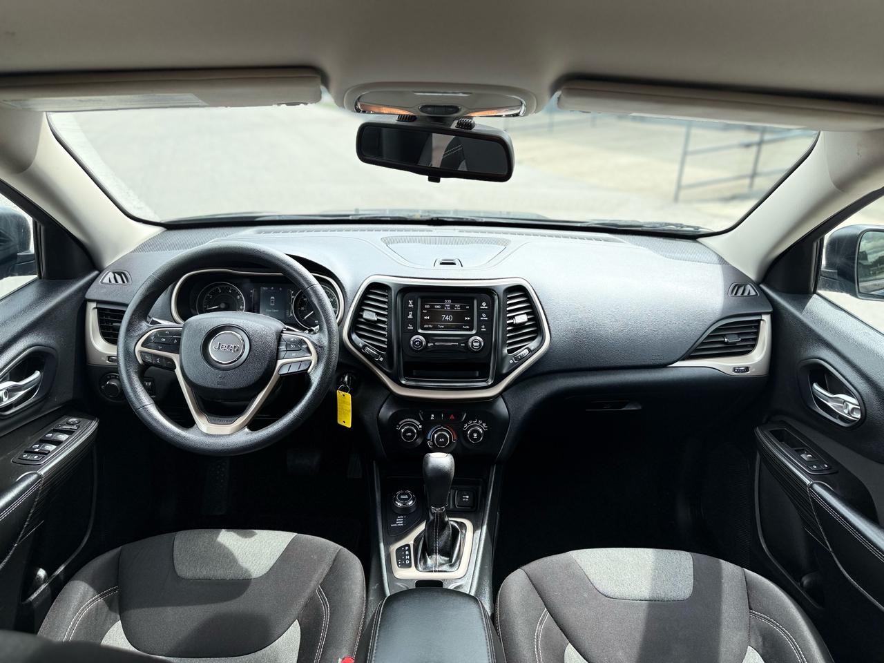 Jeep Cherokee Sport 4WD 2014