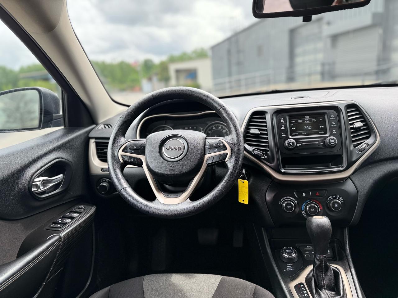 Jeep Cherokee Sport 4WD 2014