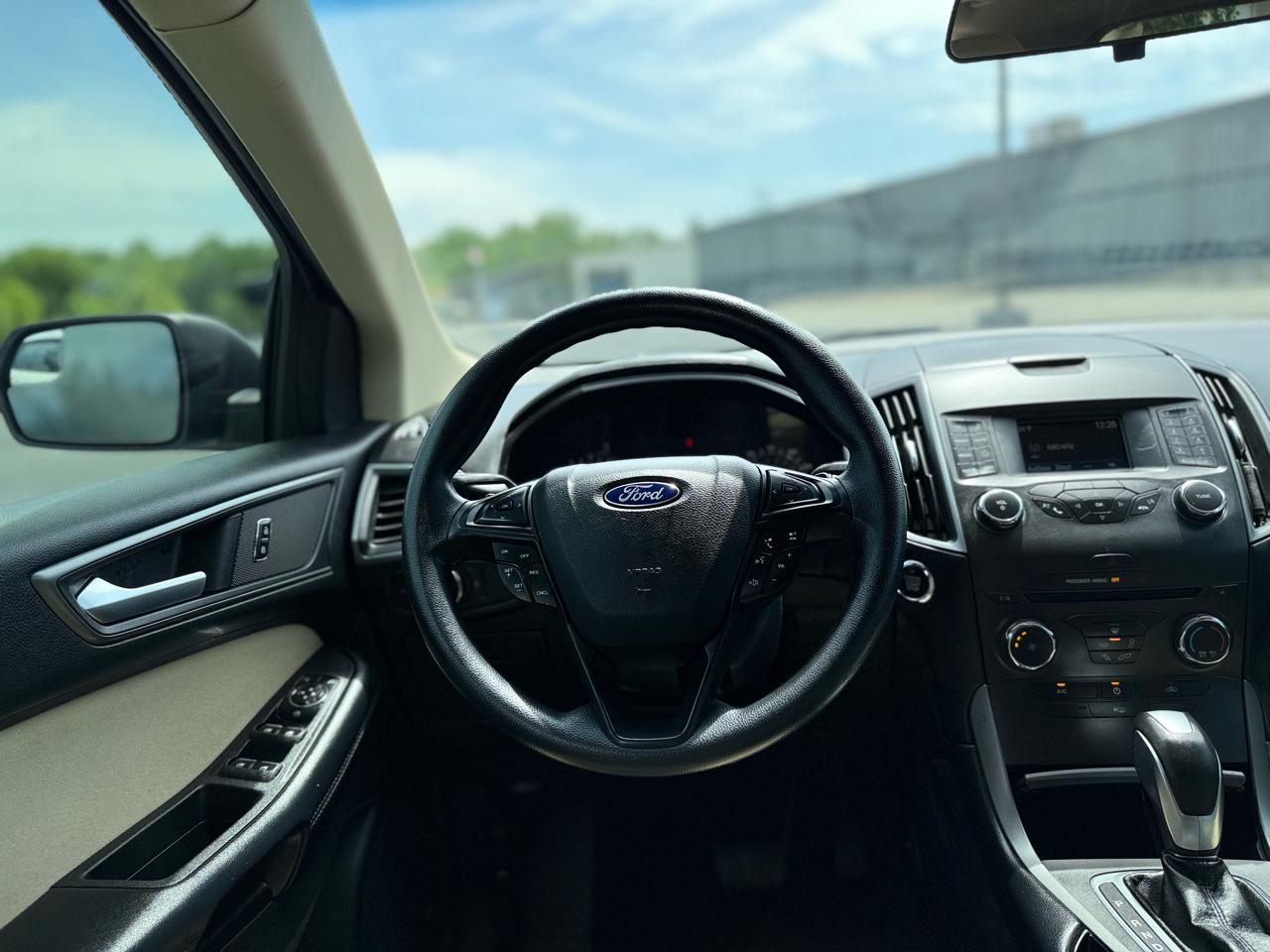 Ford Edge SE FWD 2017
