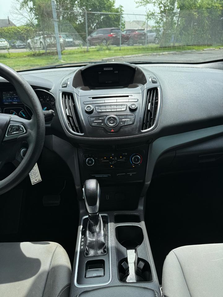 Ford Escape S FWD 2017