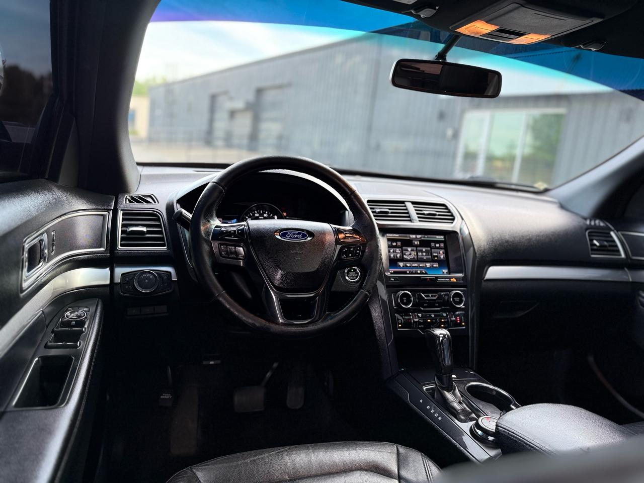 Ford Explorer XLT 4WD 2016