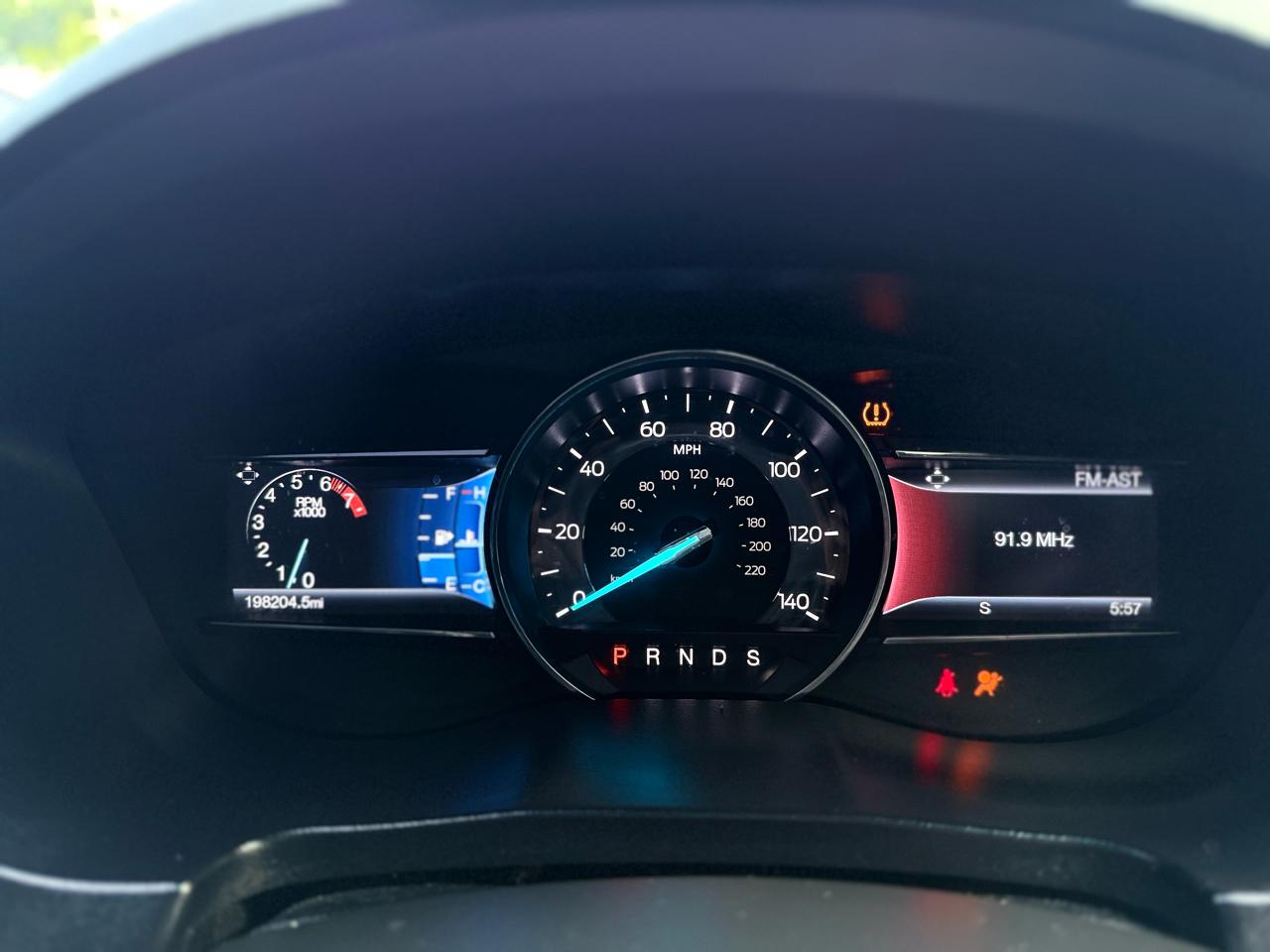 Ford Explorer XLT 4WD 2016