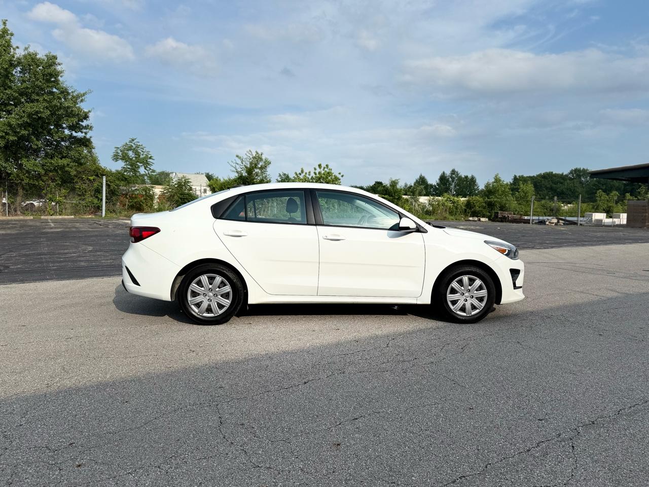 Kia Rio  2022