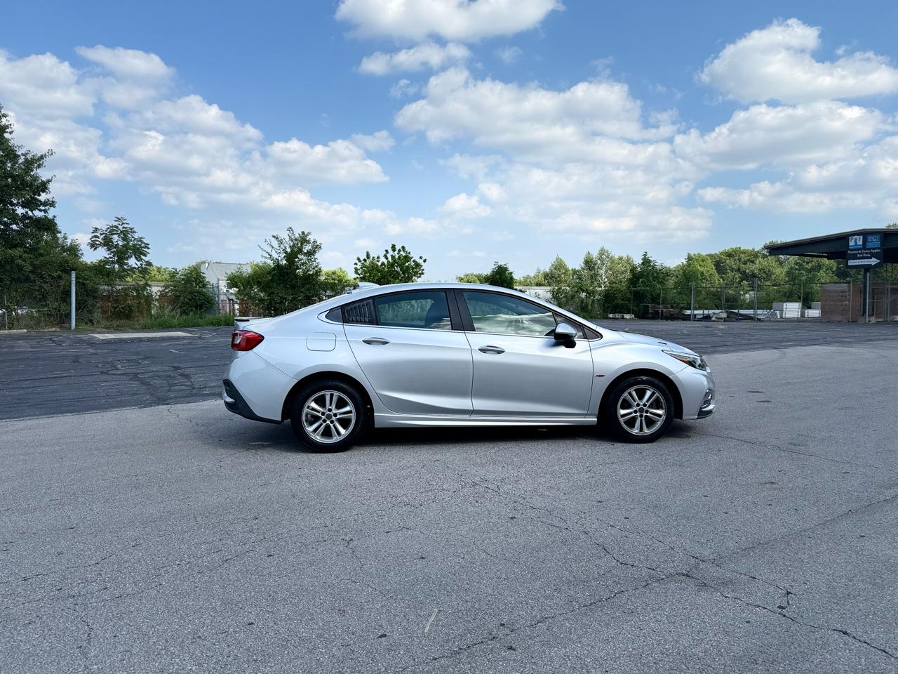 Chevrolet Cruze LT Auto 2017