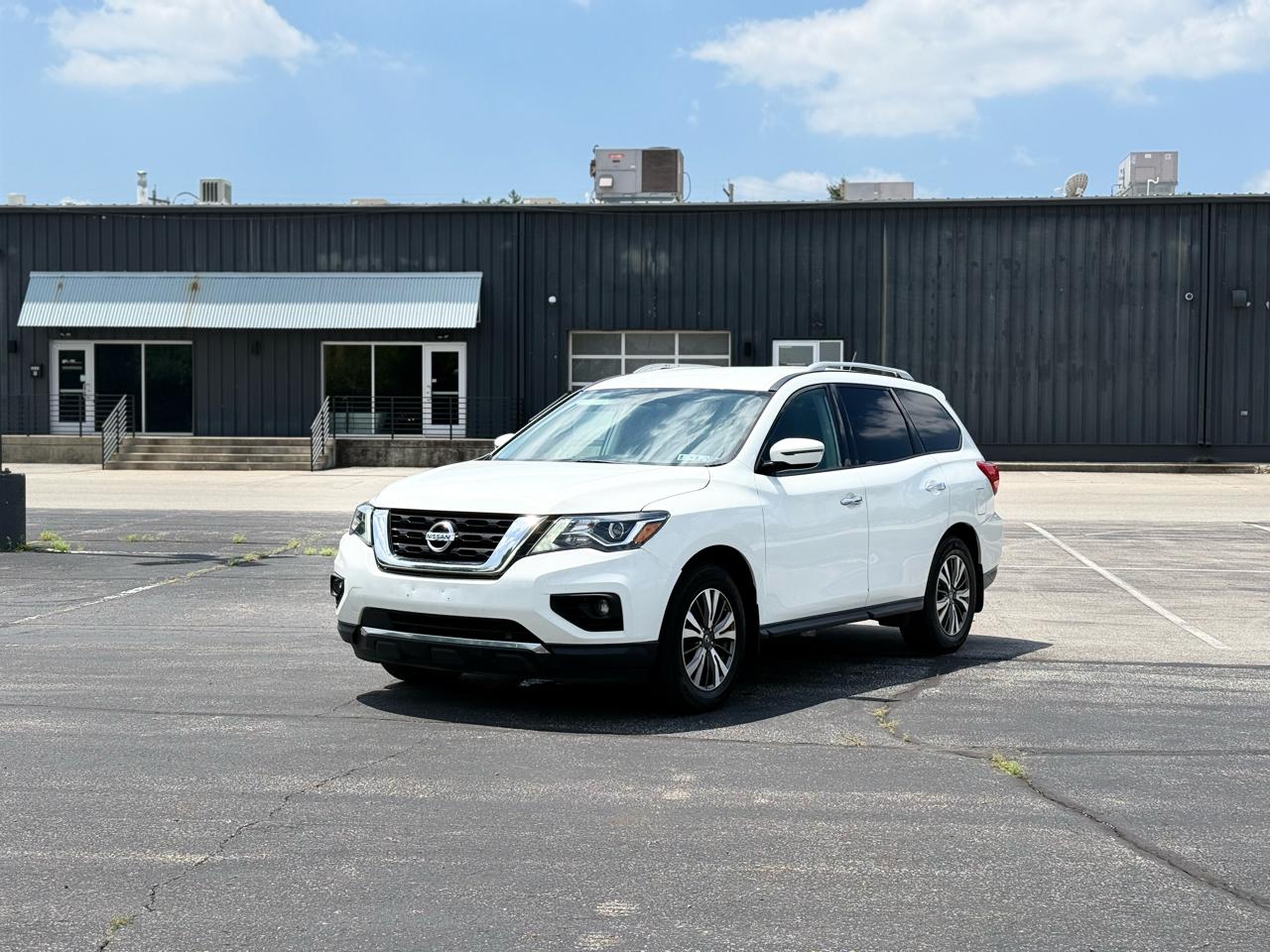 Nissan Pathfinder S 2WD 2017