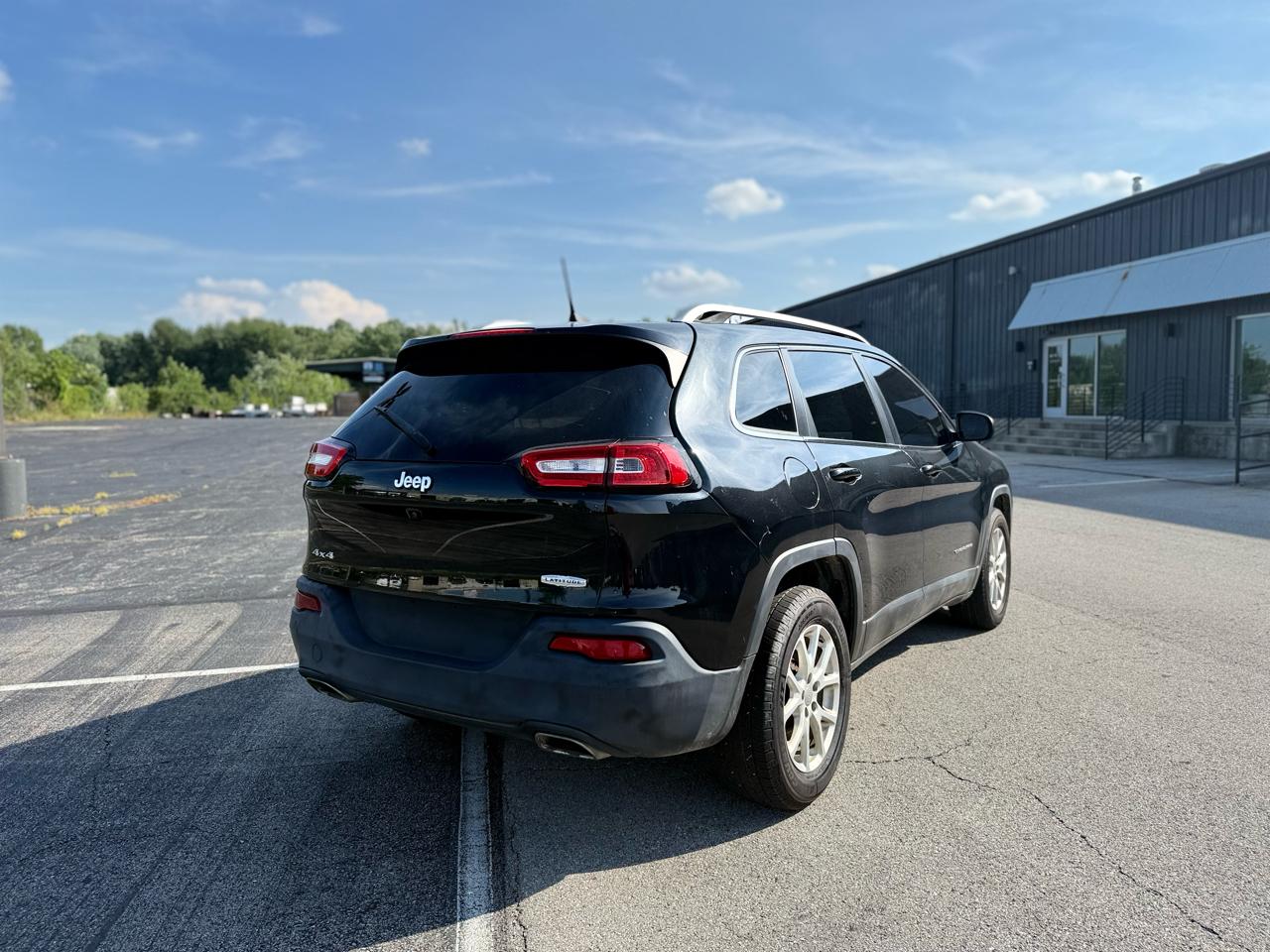 Jeep Cherokee Latitude 4WD 2016