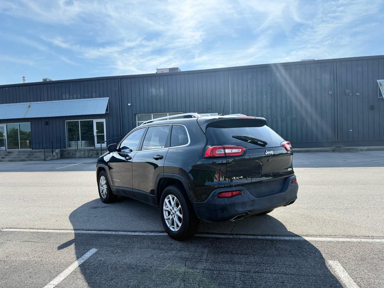 Jeep Cherokee Latitude 4WD 2016